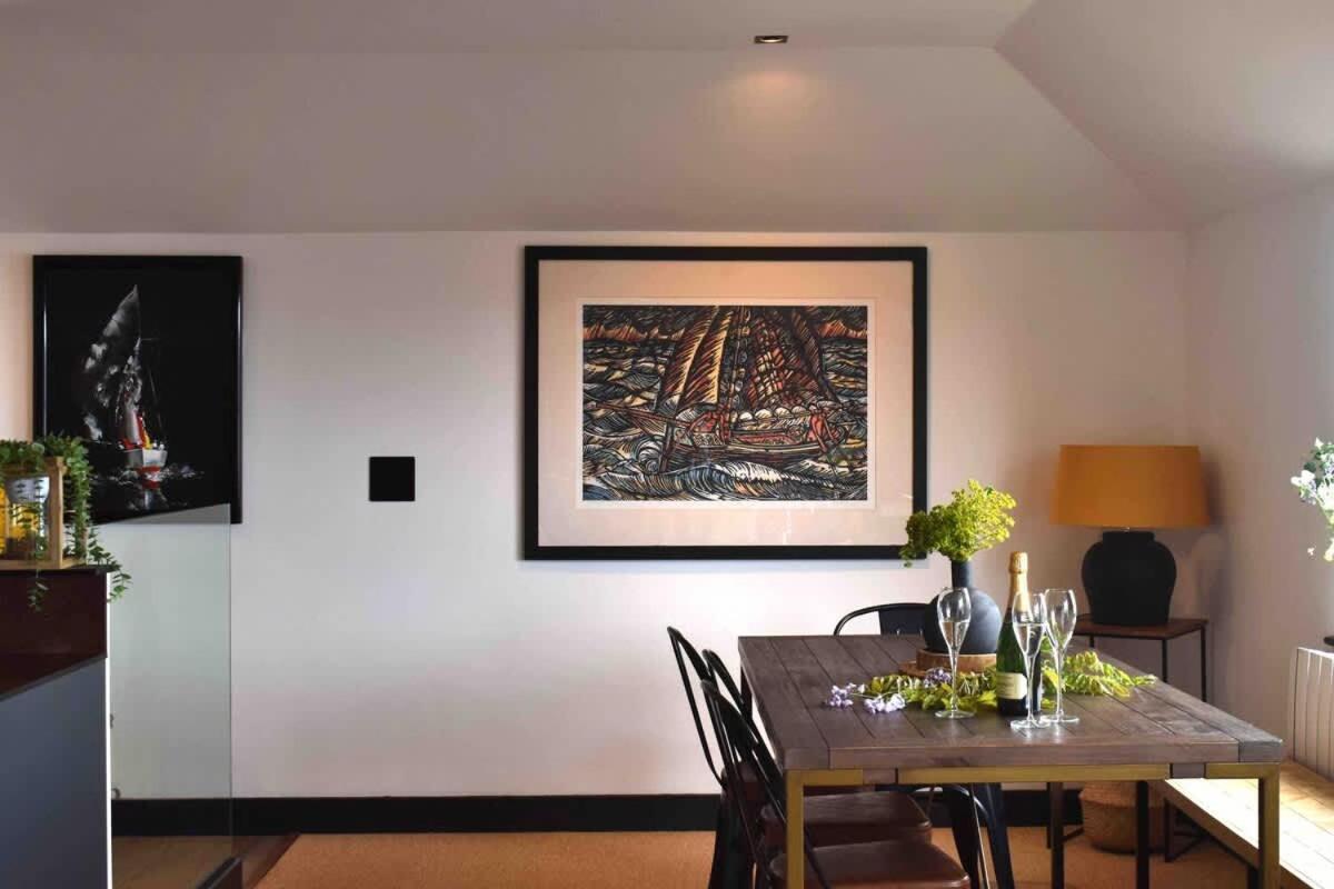Stunning Waterfront Apartment With Spectacular Views & Parking At 'Captains Loft' Falmouth Esterno foto