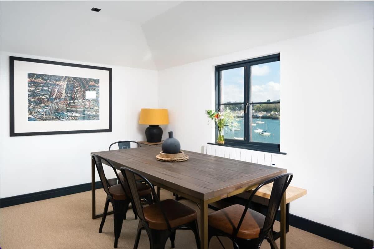 Stunning Waterfront Apartment With Spectacular Views & Parking At 'Captains Loft' Falmouth Esterno foto